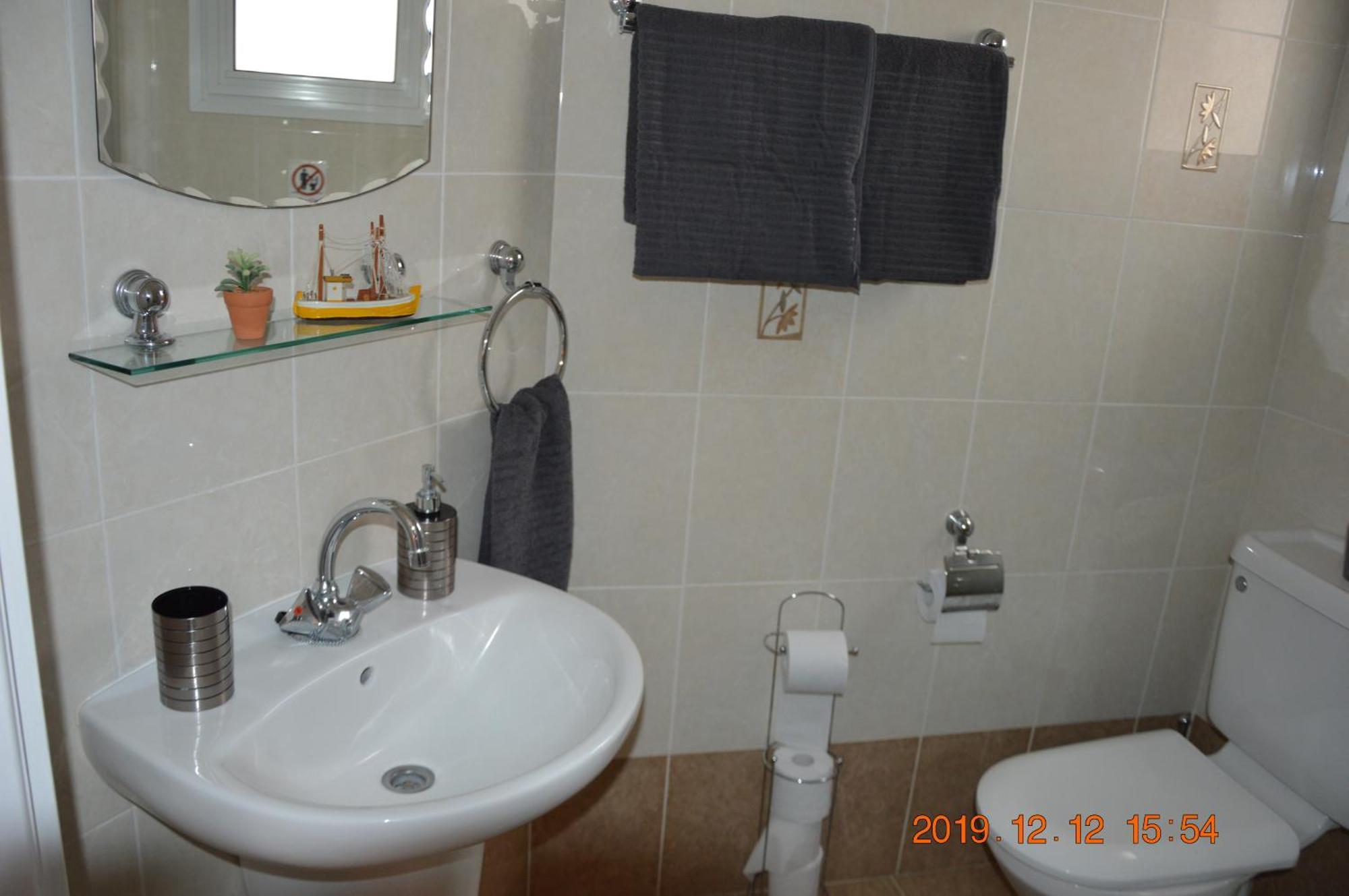 Luxury Apartment Пафос Екстериор снимка